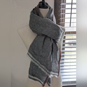 Fair Trade 100% wool cashmere from Nepal Grey scarf for winter